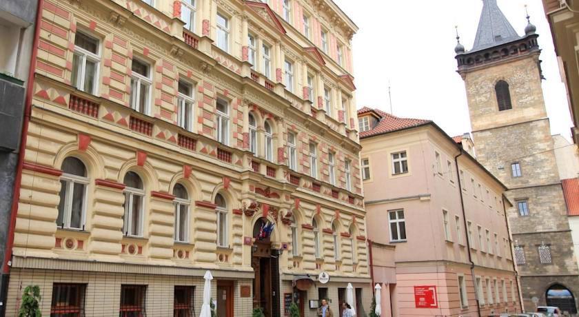 Novomestsky Hotel Prag Exterior foto